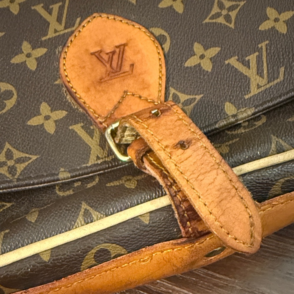 Vintage Louis Vuitton Monogram Crossbody Messenger Bag - Picture 3 of 10